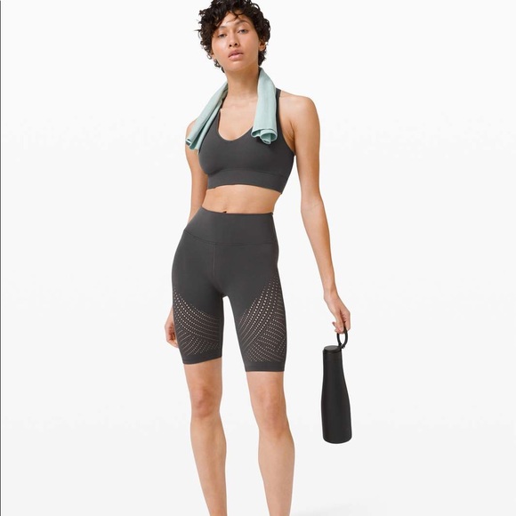 Lululemon 9” Bike Short - Picture 4 of 6